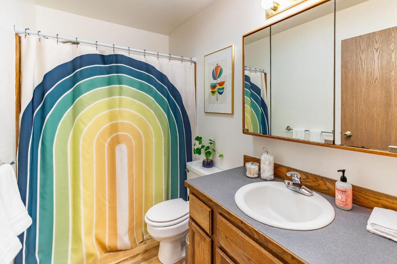 The Rogue Wave-Beach Access, Ocean Views, Private Kodiak Exteriör bild