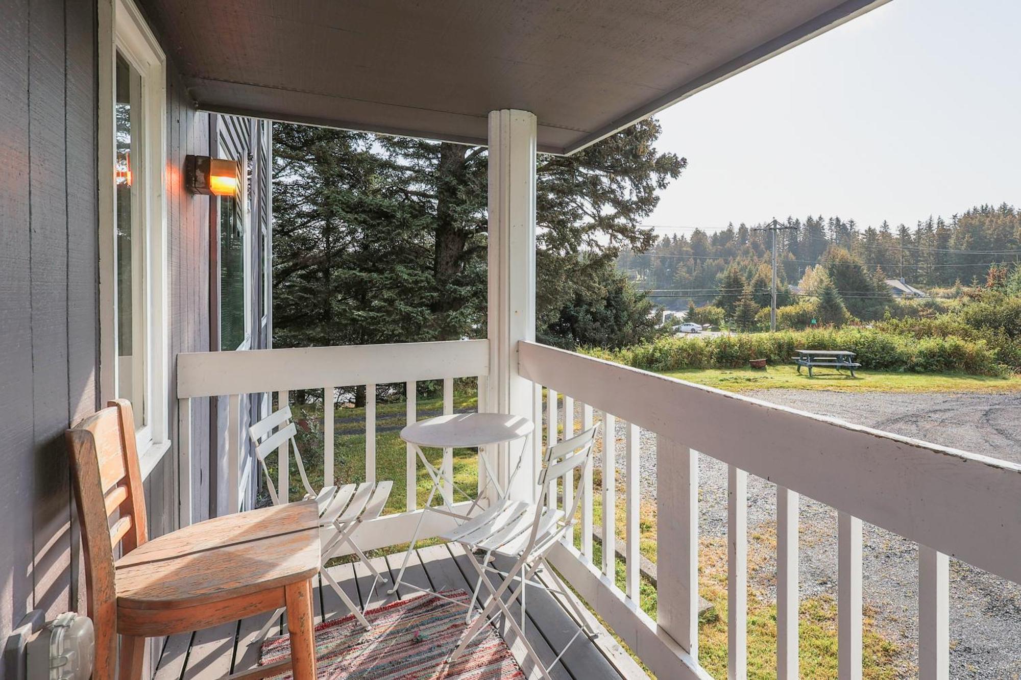 The Rogue Wave-Beach Access, Ocean Views, Private Kodiak Exteriör bild