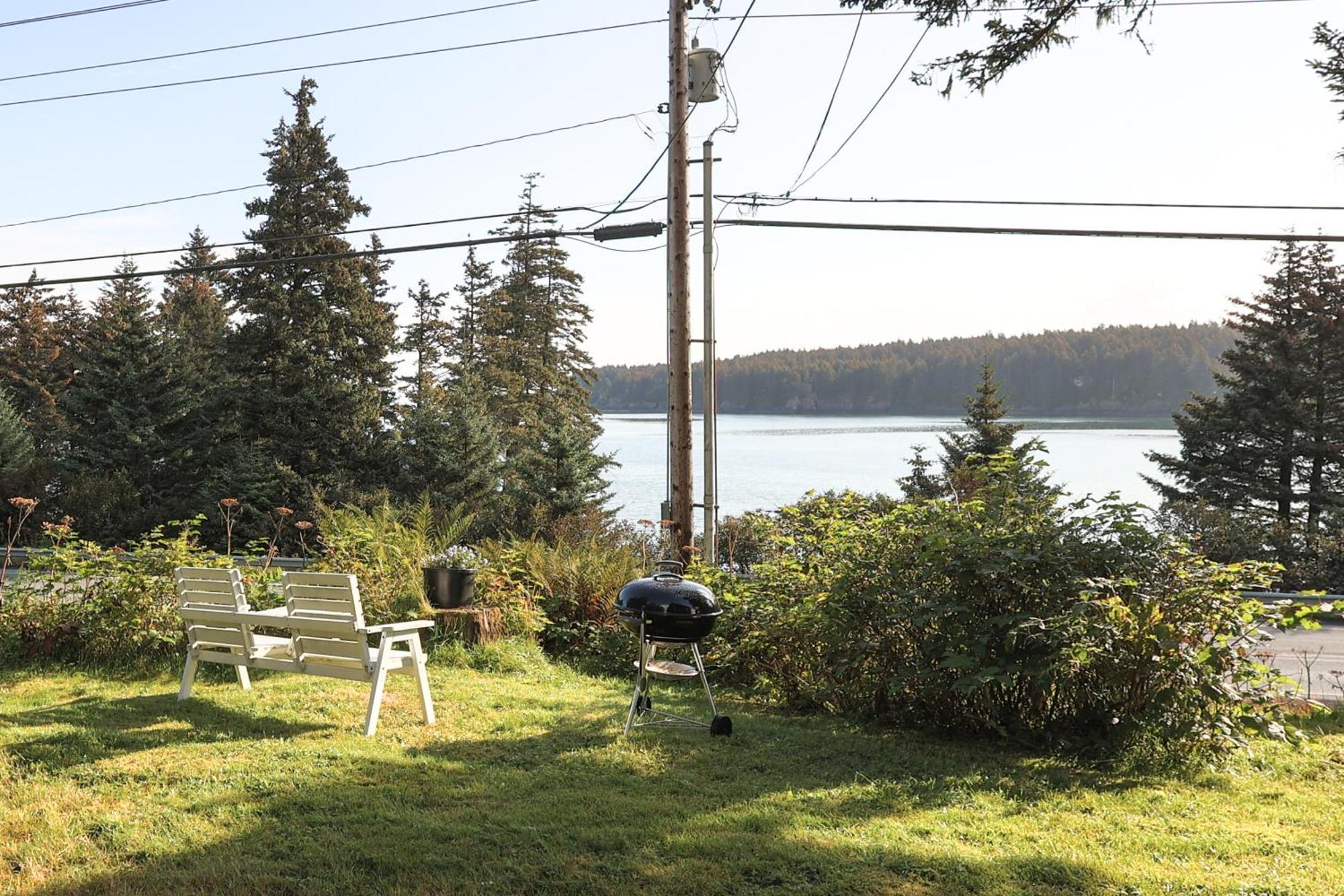 The Rogue Wave-Beach Access, Ocean Views, Private Kodiak Exteriör bild
