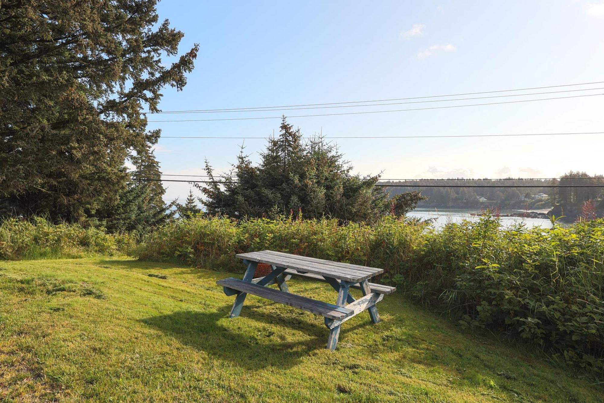 The Rogue Wave-Beach Access, Ocean Views, Private Kodiak Exteriör bild
