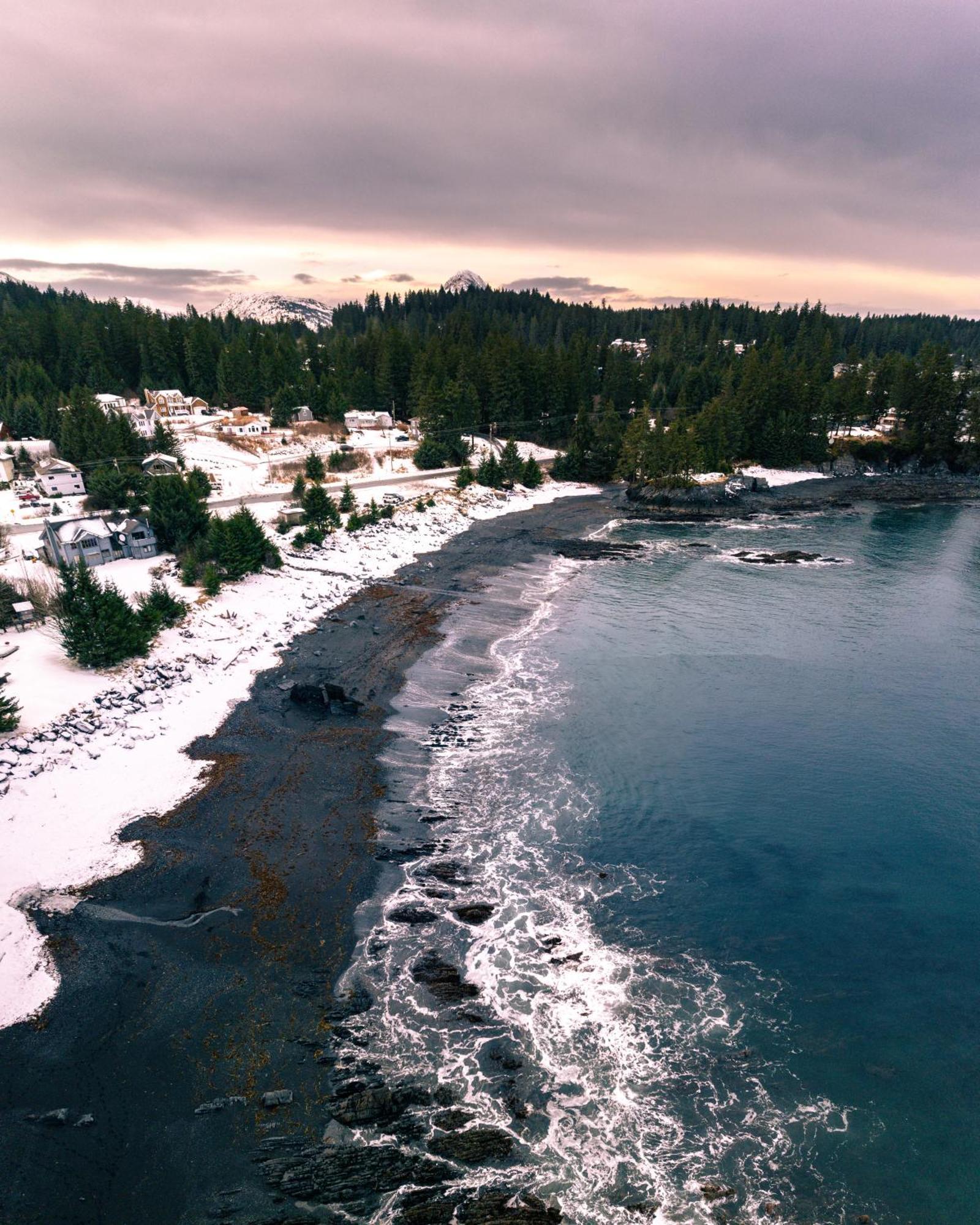 The Rogue Wave-Beach Access, Ocean Views, Private Kodiak Exteriör bild
